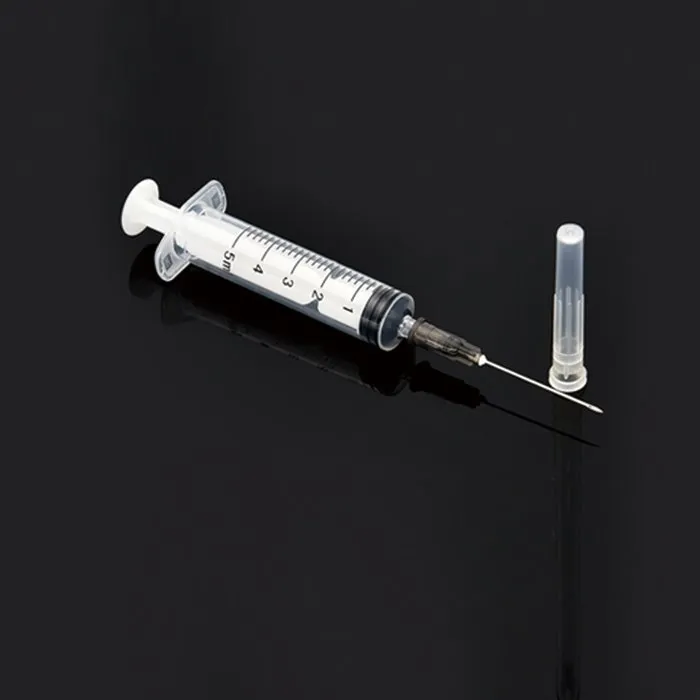 Steril orvosi fecskendő